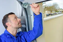 Mesa State Garage Door Repair Service Mesa, AZ 480-666-3204 Mesa State Garage Door Repair Service Mesa, AZ 480-666-3204 - repair-side